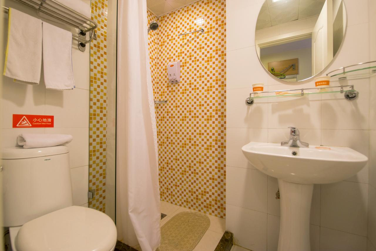 Home Inn Tianjin Weijin Road Tianjin University エクステリア 写真