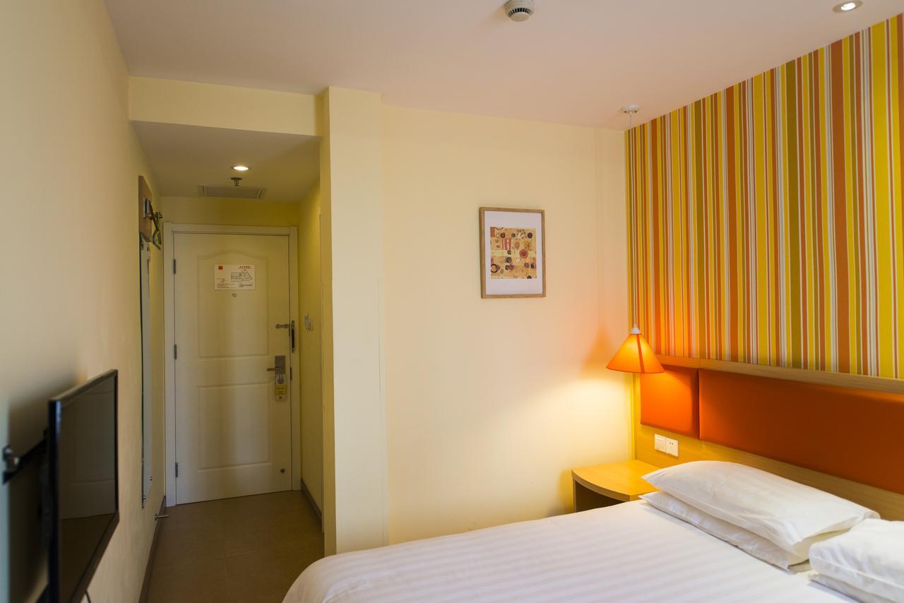 Home Inn Tianjin Weijin Road Tianjin University エクステリア 写真